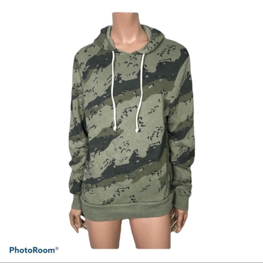 Alternative Camo Long Sleeve Pullover Hoodie M
